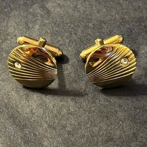 Vintage men/women Cufflinks!